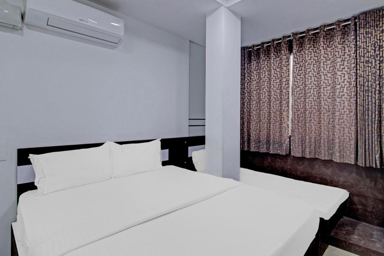 Oyo Flagship 81436 Palace Lodge Mangalore Exterior photo